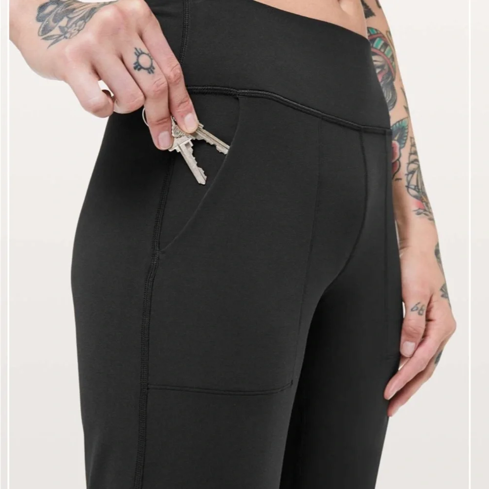 Lululemon Align Jogger 28″ • Black • Size 6 - Picture 2 of 9
